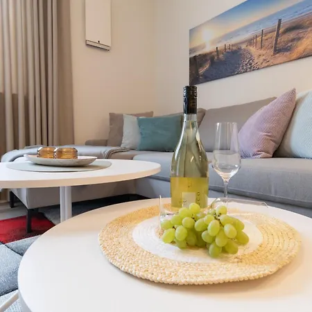 Ankerplatz 3 - Moderne Mit Terrasse Und Sauna - Strandnah! Kellenhusen